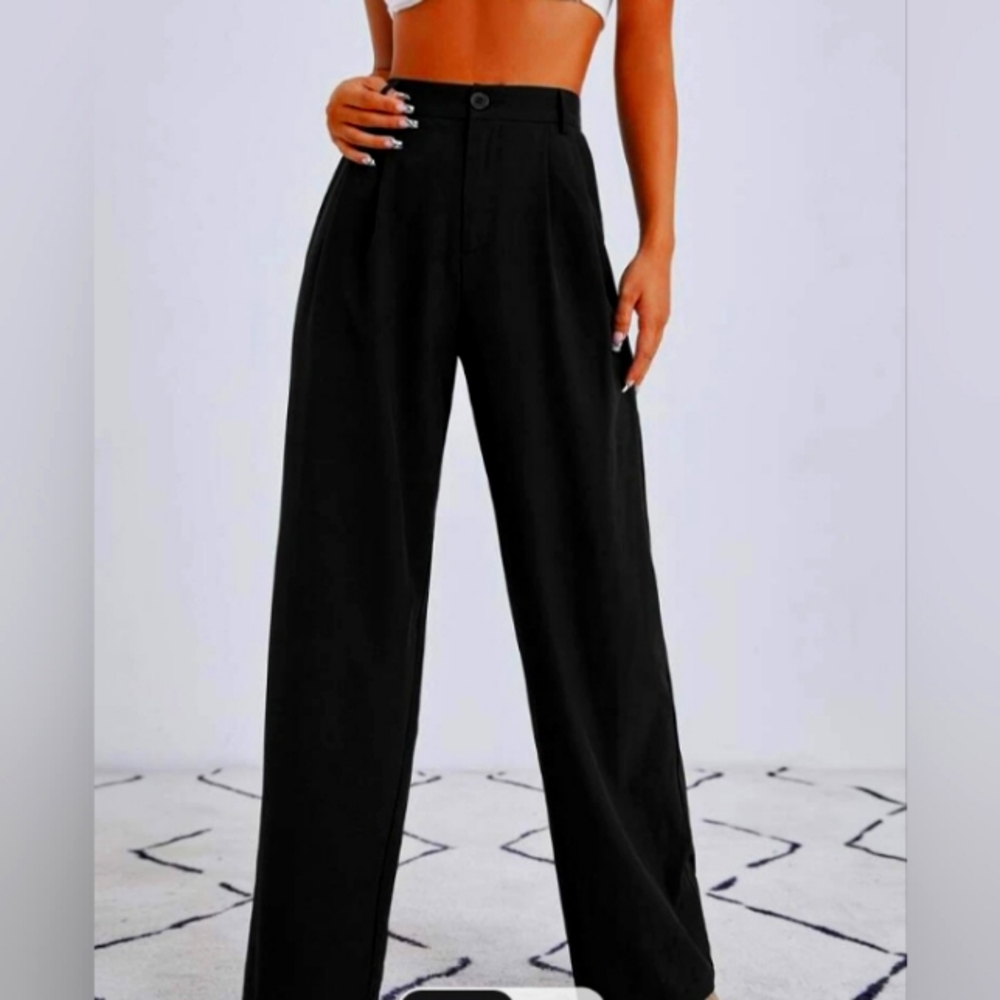 NWT High Waisted Straight Leg Pant